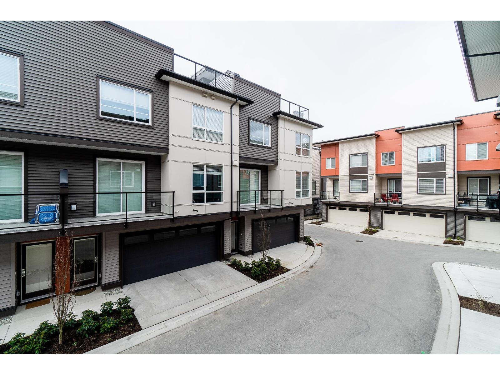 19 7288 188 STREET, surrey, British Columbia