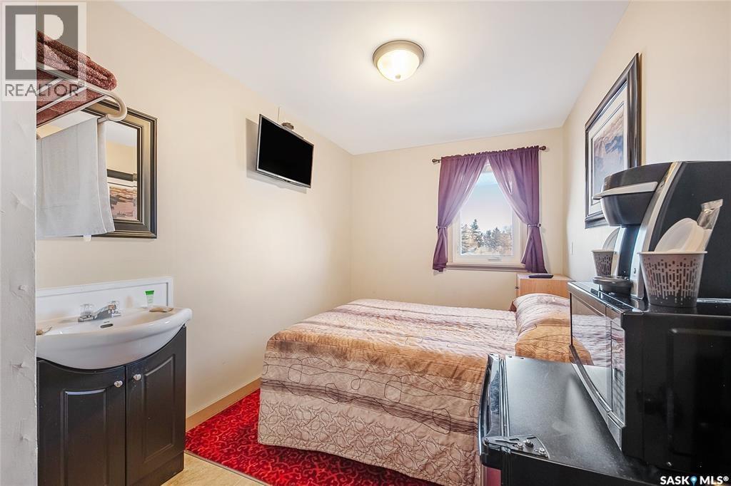 301 11 HIGHWAY photo 23