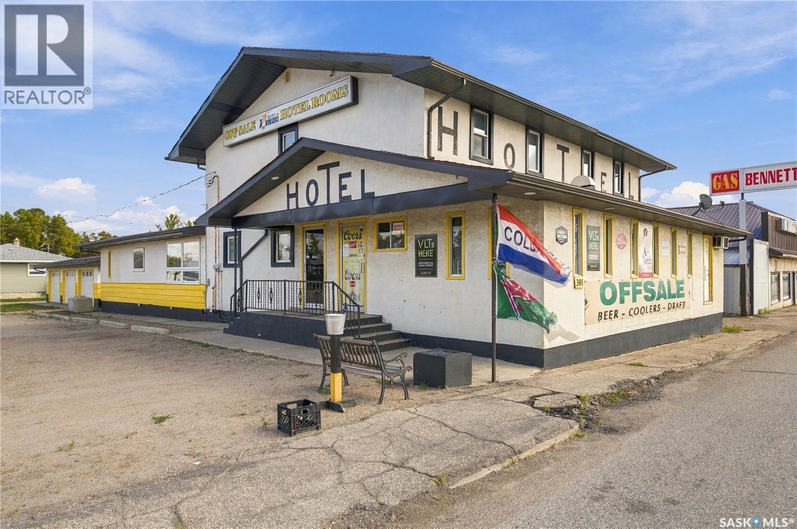 301 11 HIGHWAY photo 2
