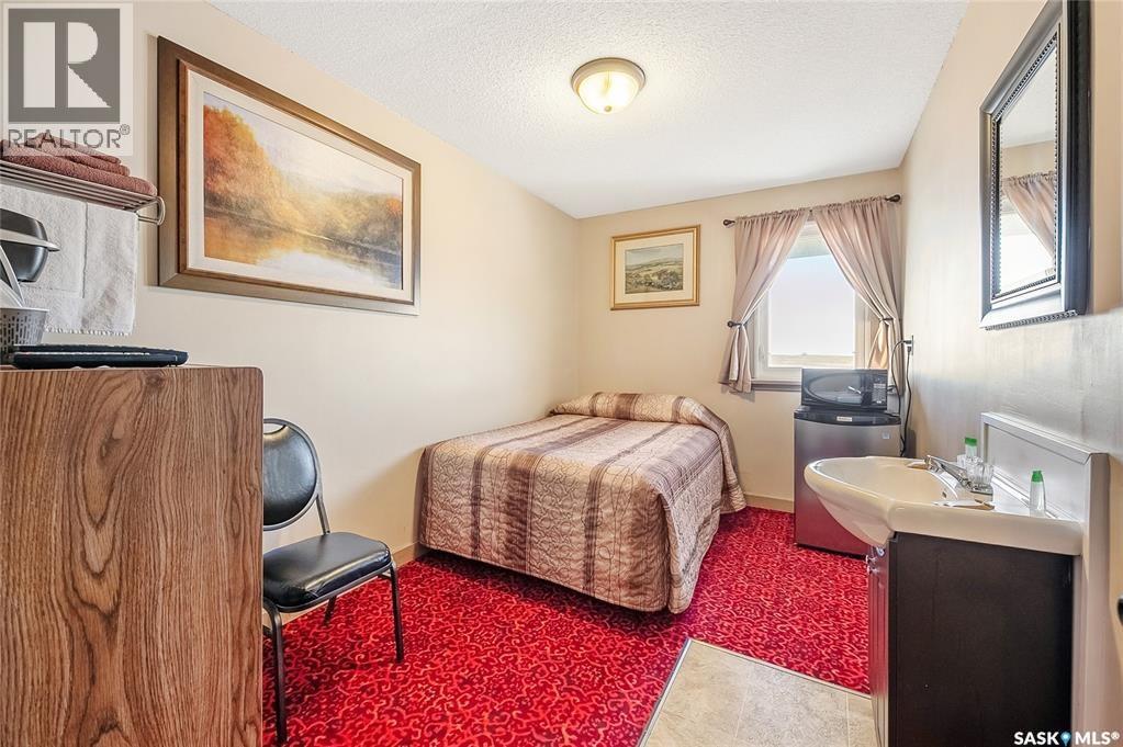 301 11 HIGHWAY photo 27