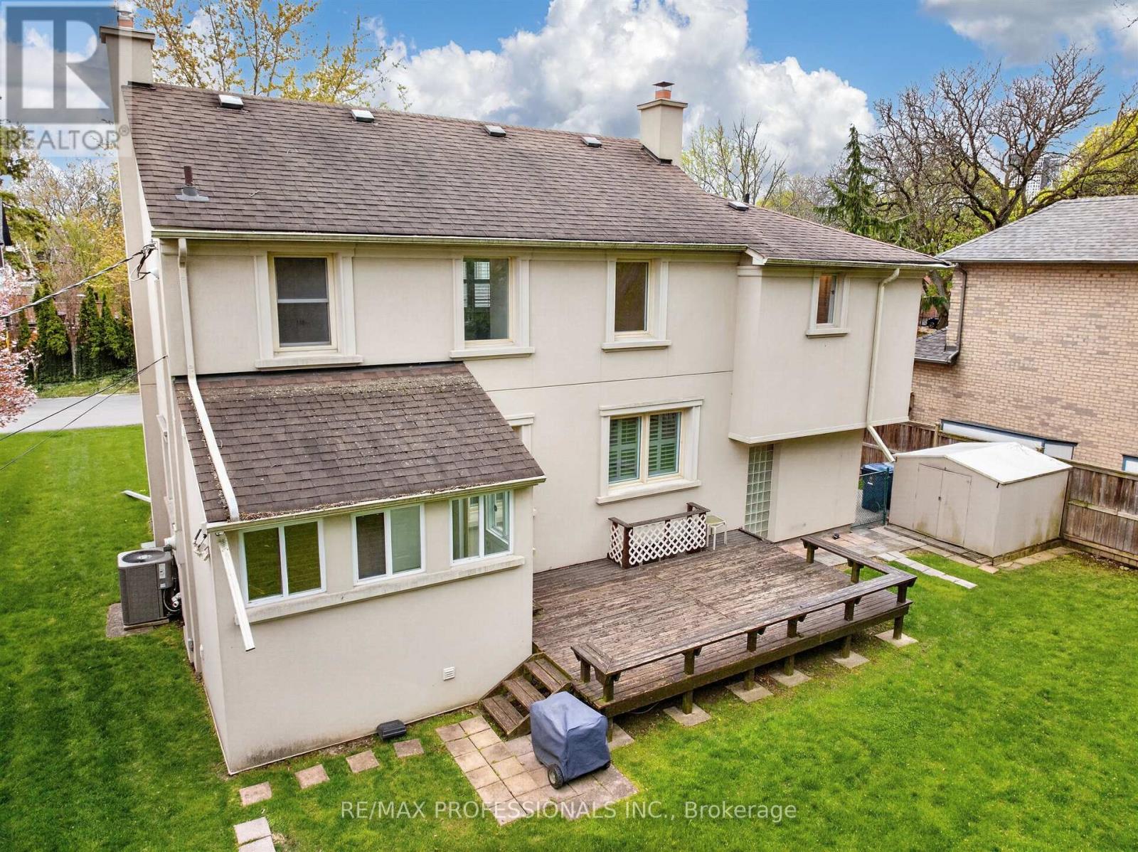 27 Nottingham Drive, Toronto (Edenbridge-Humber Valley), Ontario  M9A 2W4 - Photo 41 - W13783096