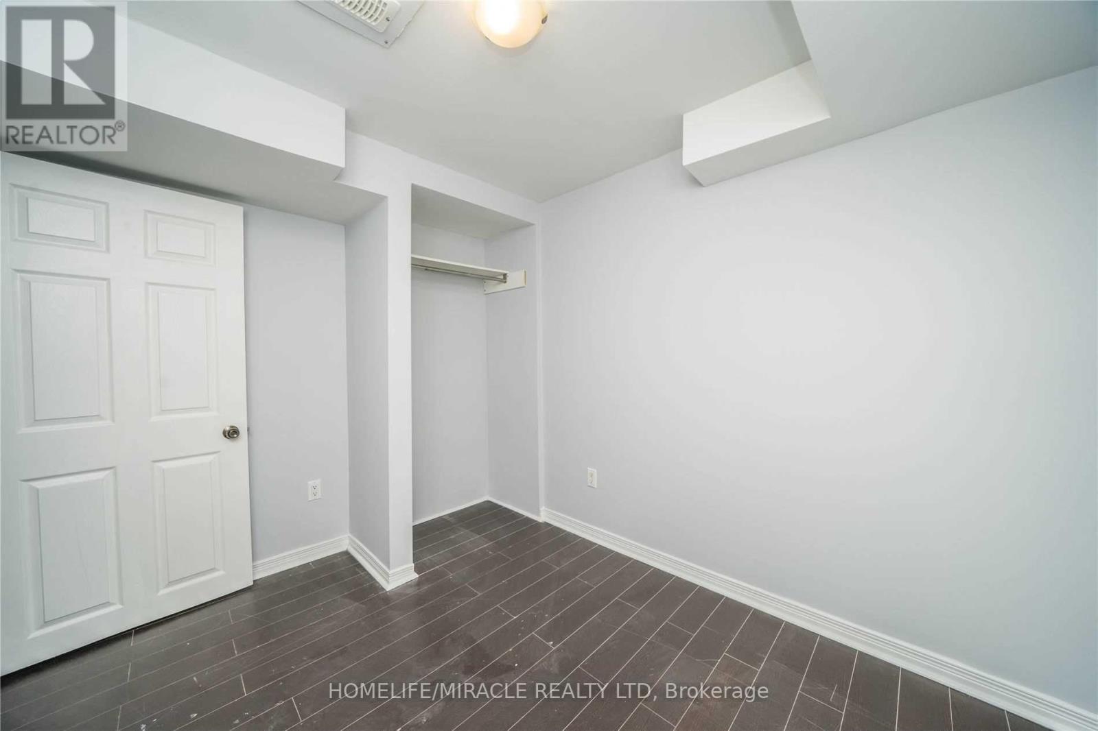 40 Trumpet Valley Boulevard, Brampton, Ontario  L7A 3N8 - Photo 15 - W13783110