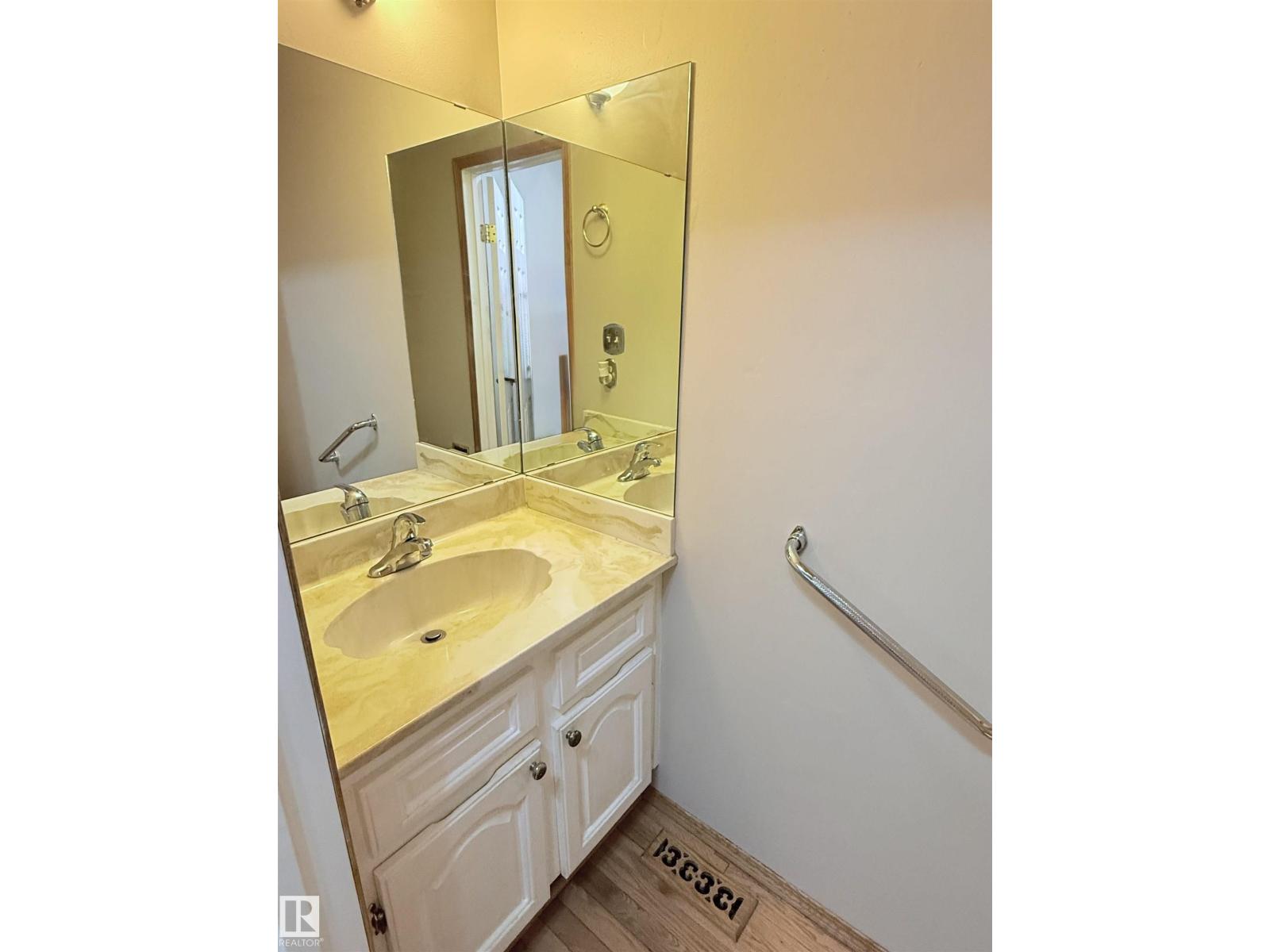 975 Millbourne Rd E Nw, Edmonton, Alberta  T6K 0T2 - Photo 26 - E4508672