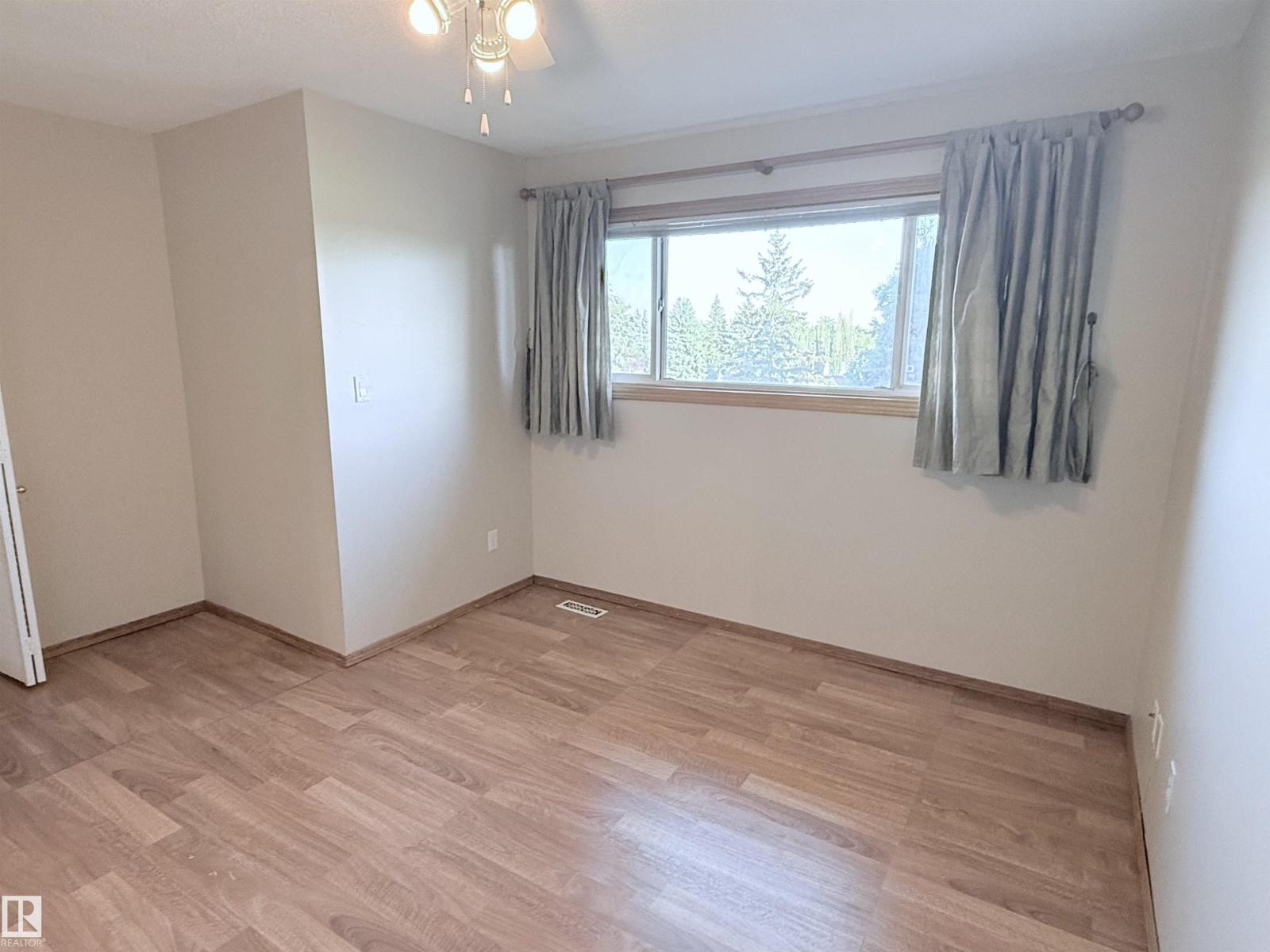 975 Millbourne Rd E Nw, Edmonton, Alberta  T6K 0T2 - Photo 31 - E4508672
