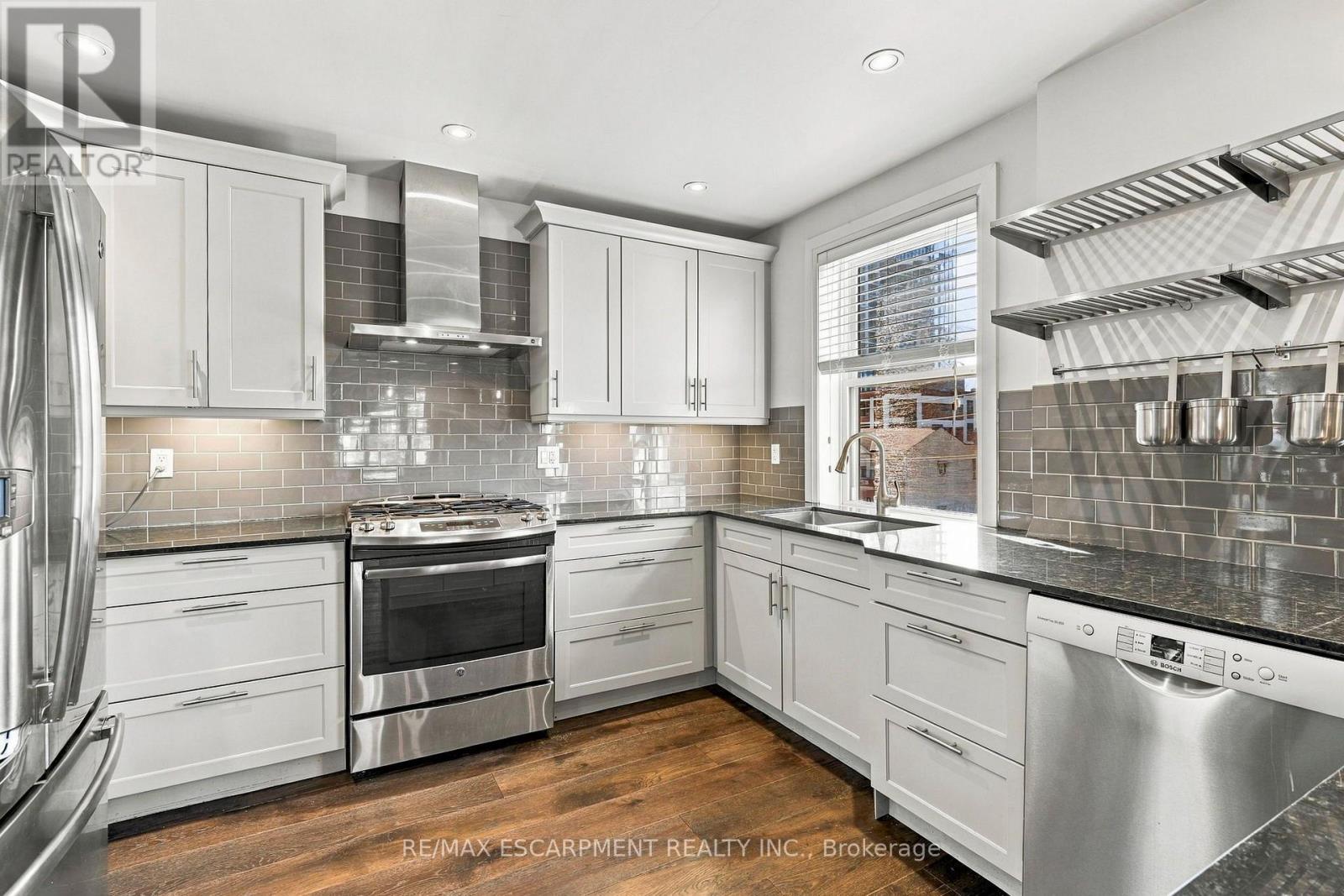 4 - 172 1/2 James Street N, Hamilton (Corktown), Ontario  L8R 2L1 - Photo 8 - X13783078