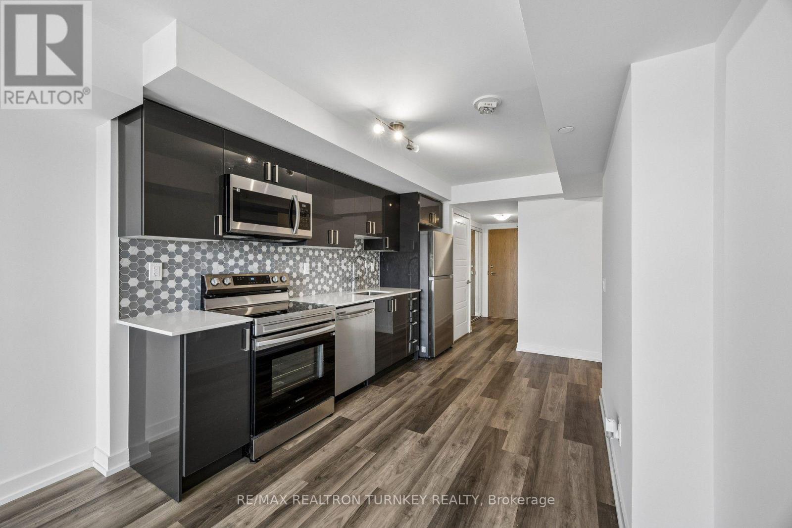912 - 1435 Celebration Drive, Pickering, Ontario  L1W 0C4 - Photo 30 - E13781386
