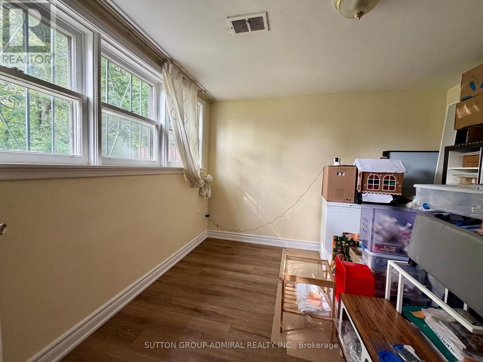 6 Highhill Drive, Toronto, Ontario  M1T 1N6 - Photo 17 - E13781408