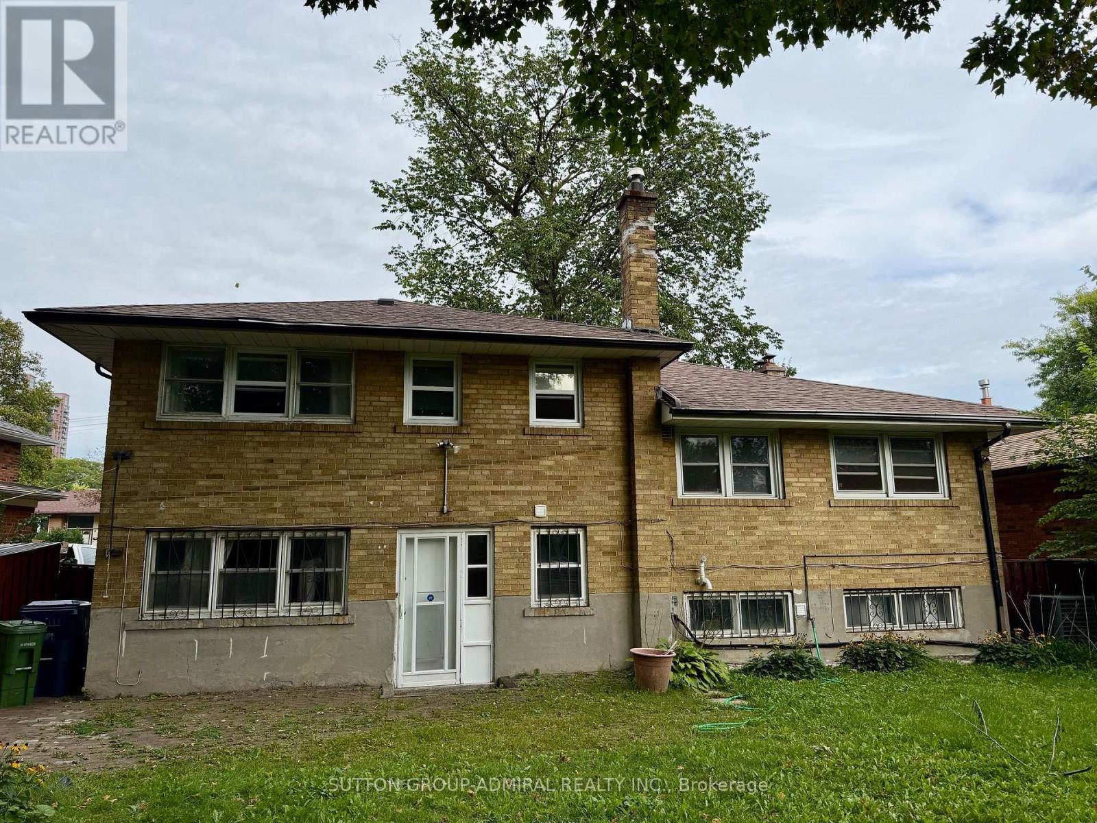 6 Highhill Drive, Toronto, Ontario  M1T 1N6 - Photo 16 - E13781408
