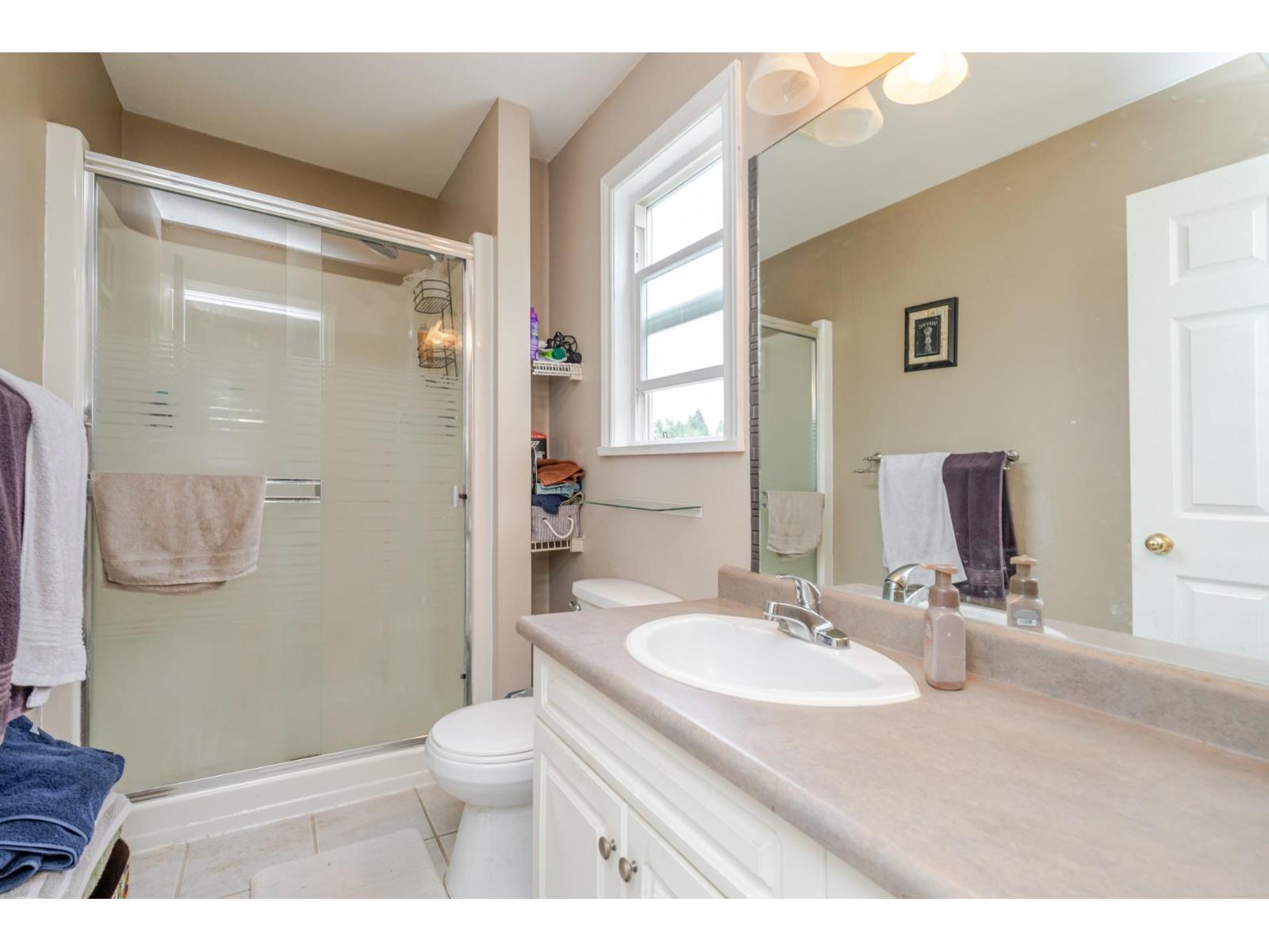 35543 Dina Place, Abbotsford, British Columbia  V3G 1L7 - Photo 23 - R3165223