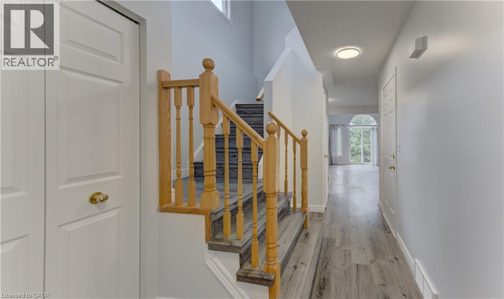 612 Brandenburg Boulevard, Waterloo, Ontario  N2T 2V3 - Photo 8 - 40859764