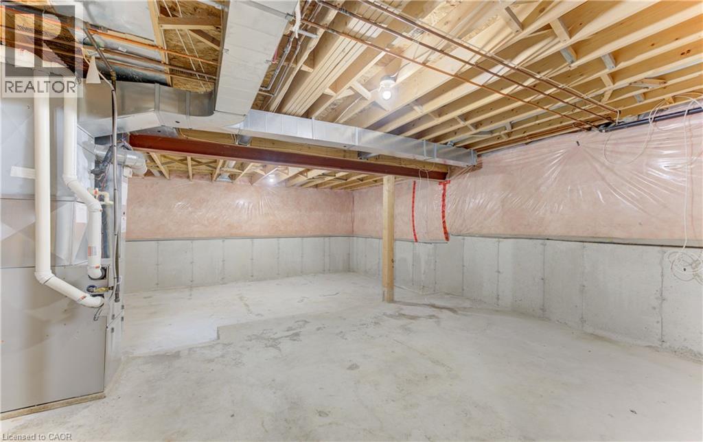 612 Brandenburg Boulevard, Waterloo, Ontario  N2T 2V3 - Photo 38 - 40859764