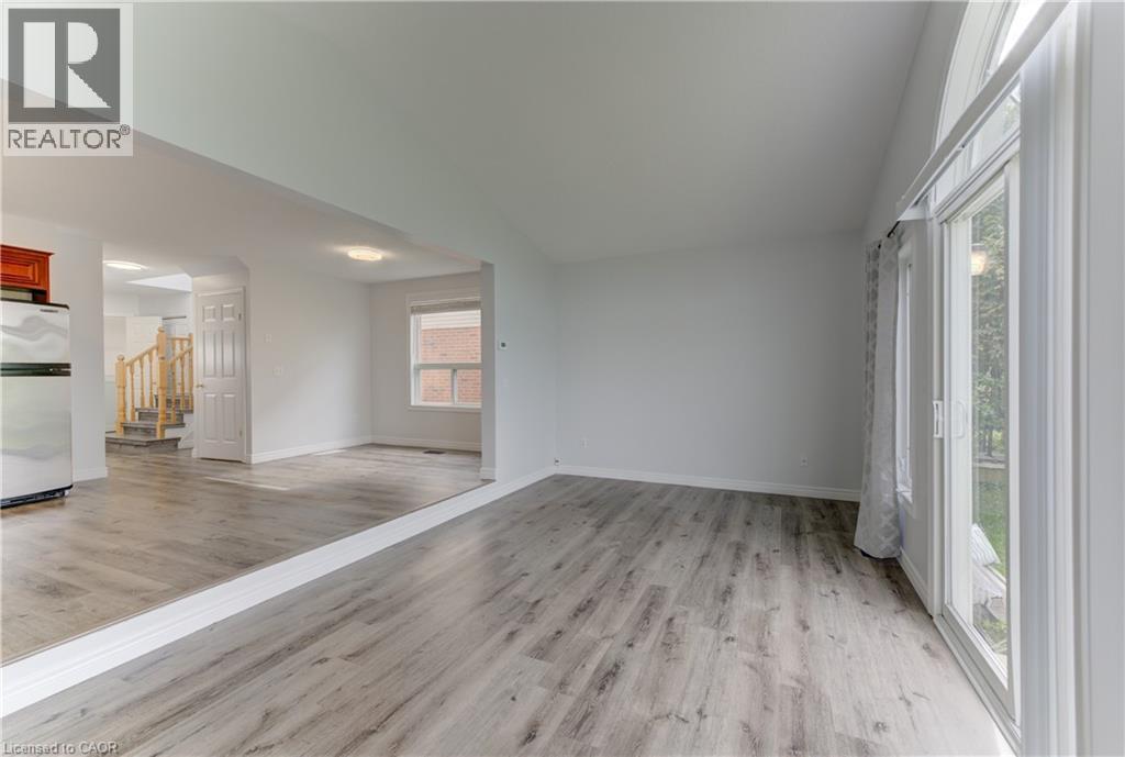 612 Brandenburg Boulevard, Waterloo, Ontario  N2T 2V3 - Photo 23 - 40859764