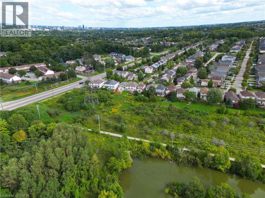 612 Brandenburg Boulevard, Waterloo, Ontario  N2T 2V3 - Photo 45 - 40859764
