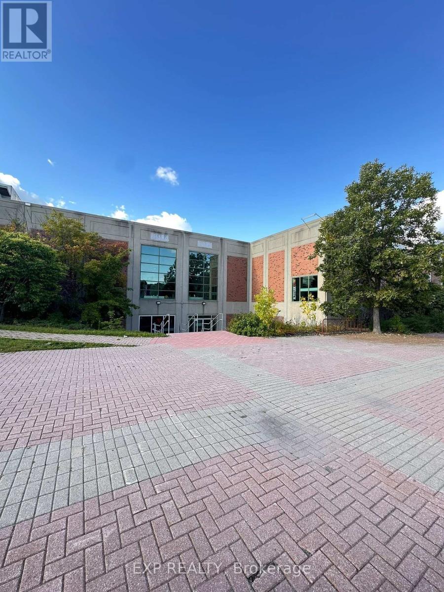 265 Centrum Boulevard, Ottawa, Ontario  K1E 3X7 - Photo 4 - X13783174