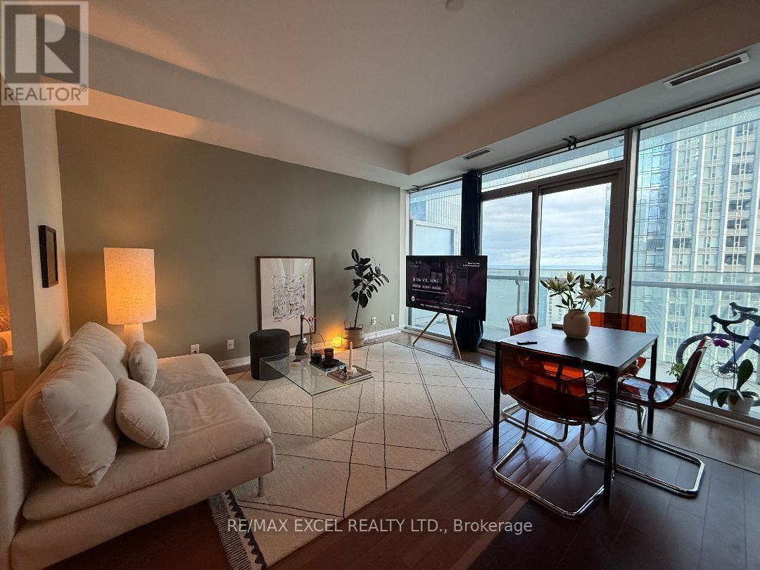 3704 - 14 York Street, Toronto, Ontario  M5J 0B1 - Photo 13 - C13783118