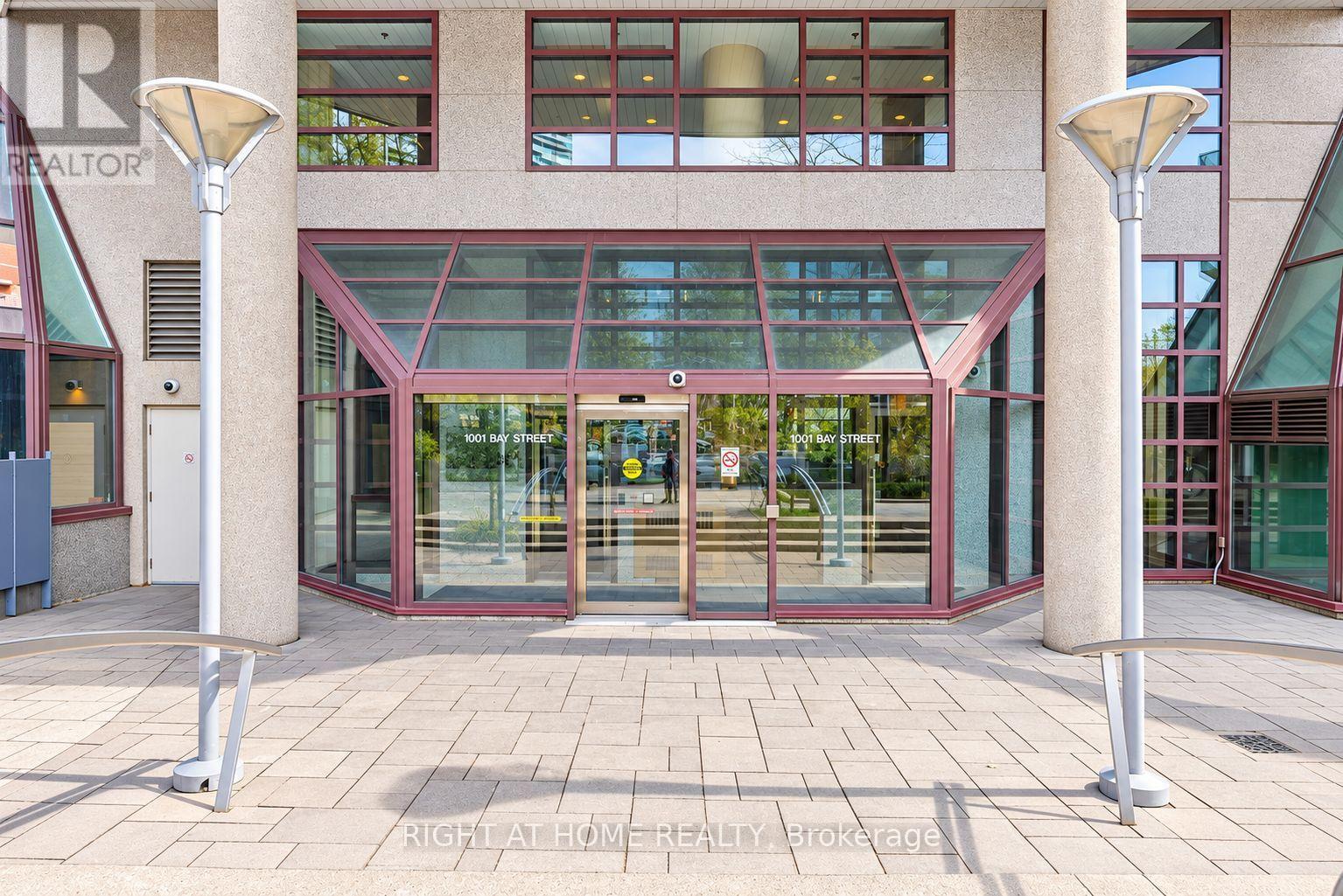 402 - 1001 Bay Street, Toronto (Bay Street Corridor), Ontario  M5S 3A6 - Photo 4 - C13783196