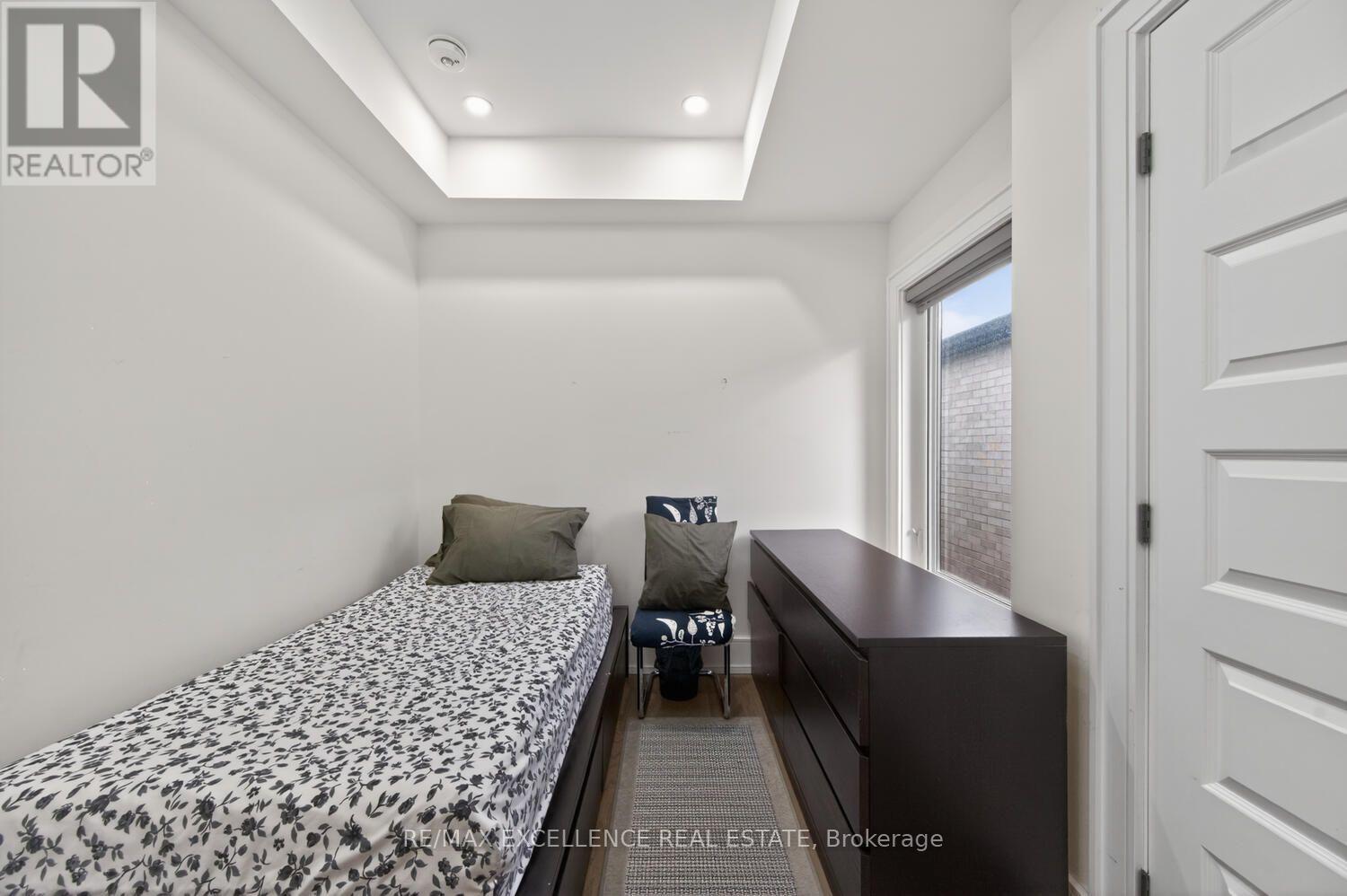 442 Pharmacy Avenue S, Toronto, Ontario  M1L 3G6 - Photo 35 - E13783140