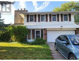 38 ROSSCOWAN CRESCENT, Toronto, Ontario