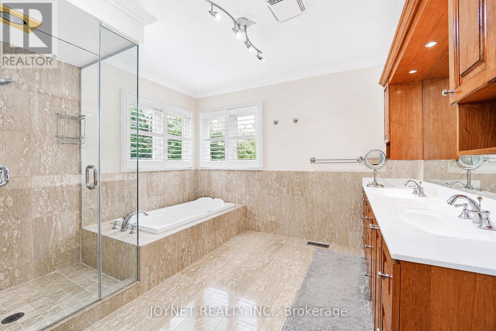 2 Woodriver Street, Richmond Hill (Devonsleigh), Ontario  L4S 1B2 - Photo 23 - N13783154