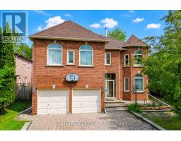 2 WOODRIVER STREET, Richmond Hill, Ontario
