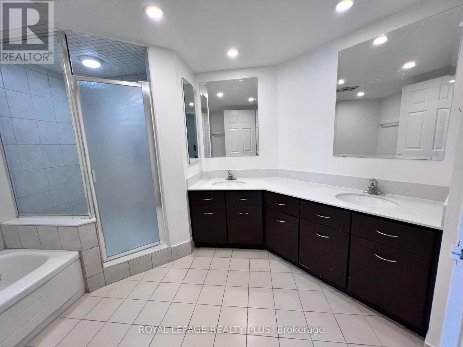 1714 - 30 Greenfield Avenue, Toronto, Ontario  M2N 6N3 - Photo 13 - C13782792