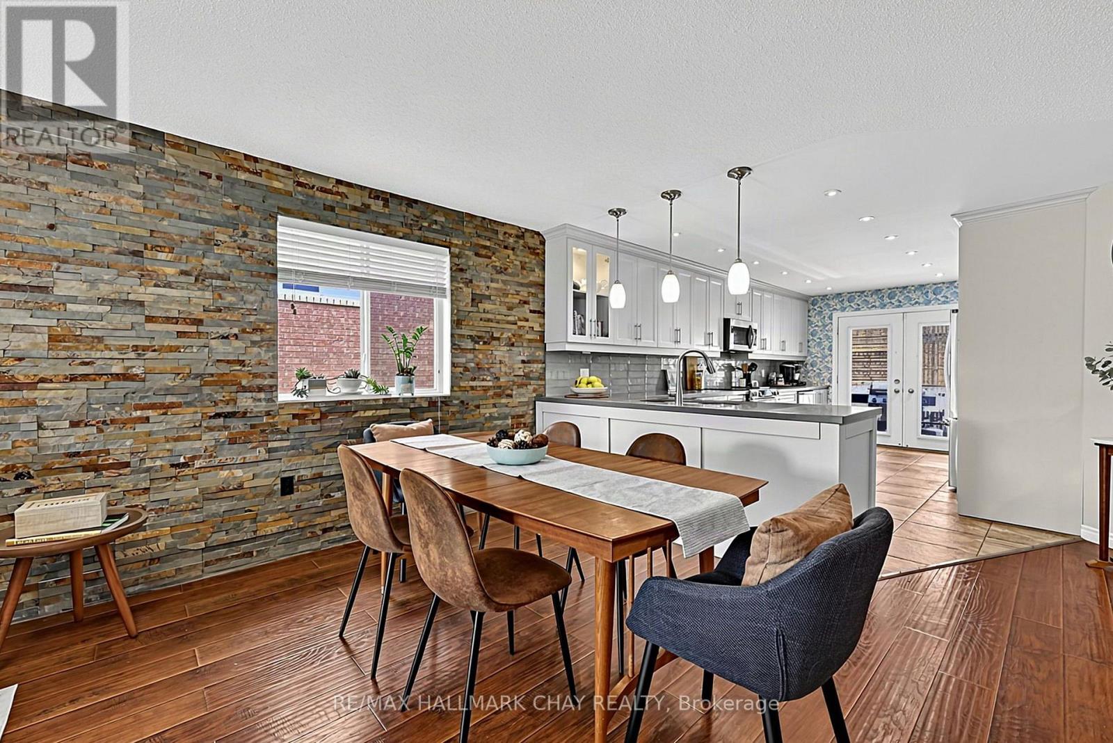 76 Shalom Way, Barrie, Ontario  L4N 5Y3 - Photo 10 - S13783190