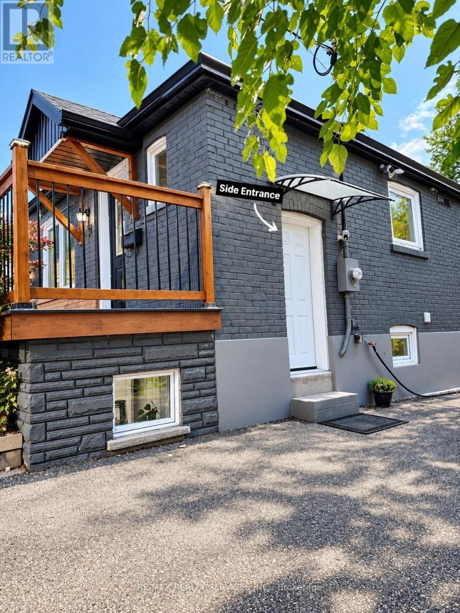 21 Mcintosh Avenue, Toronto, Ontario  M8Y 3E1 - Photo 26 - W13751244