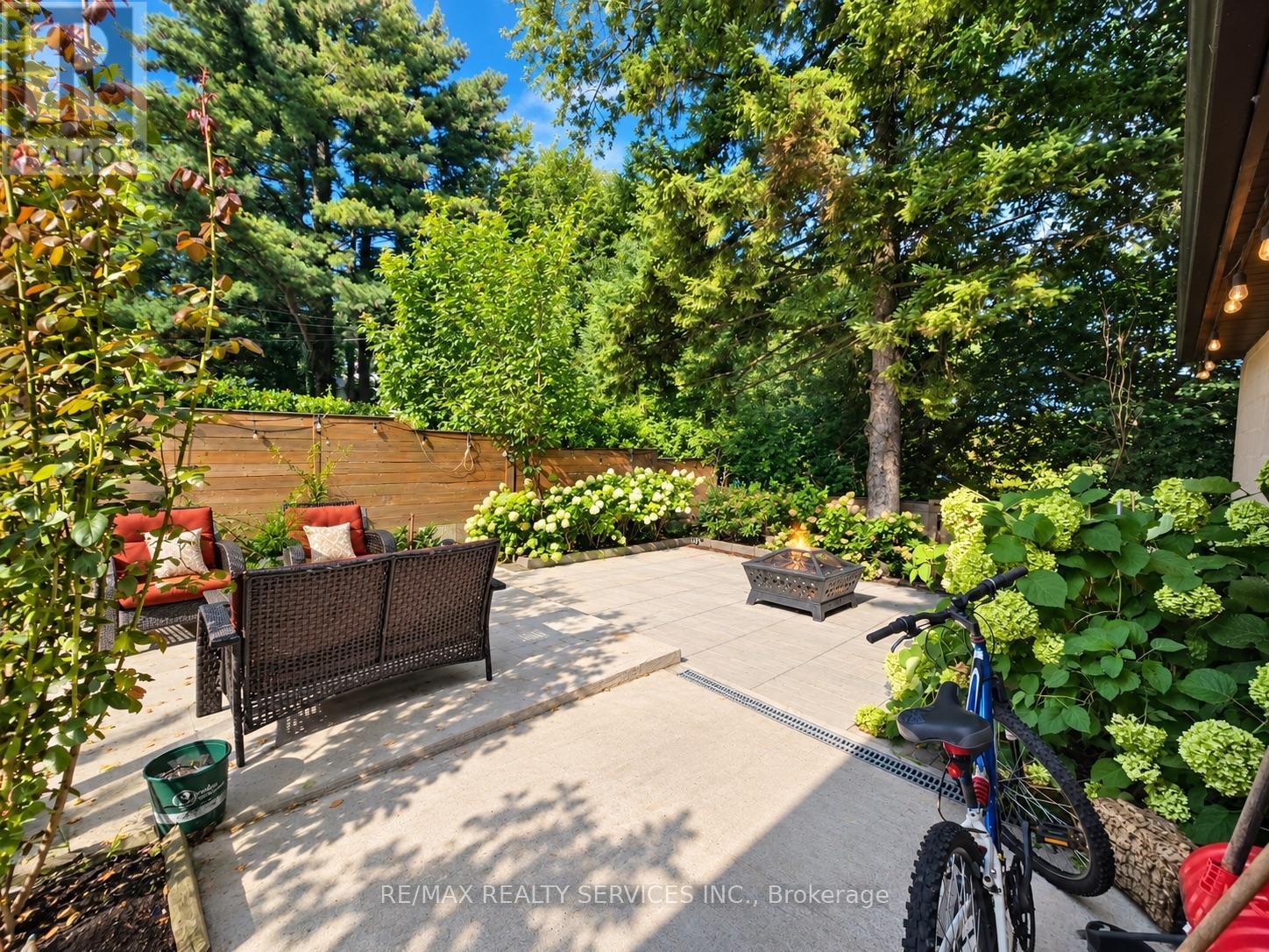 21 Mcintosh Avenue, Toronto, Ontario  M8Y 3E1 - Photo 23 - W13751244