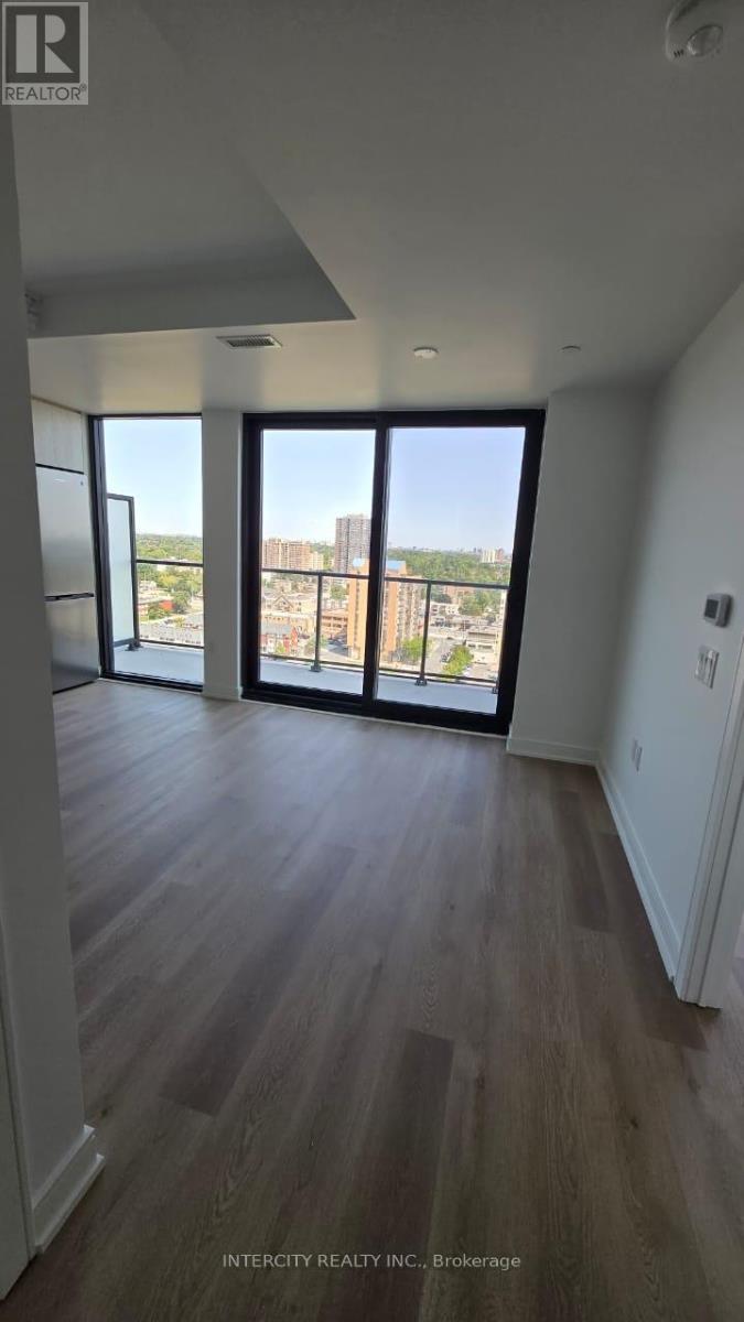 1615 - 3009 Novar Road, Mississauga, Ontario  L5B 0P9 - Photo 4 - W13783120