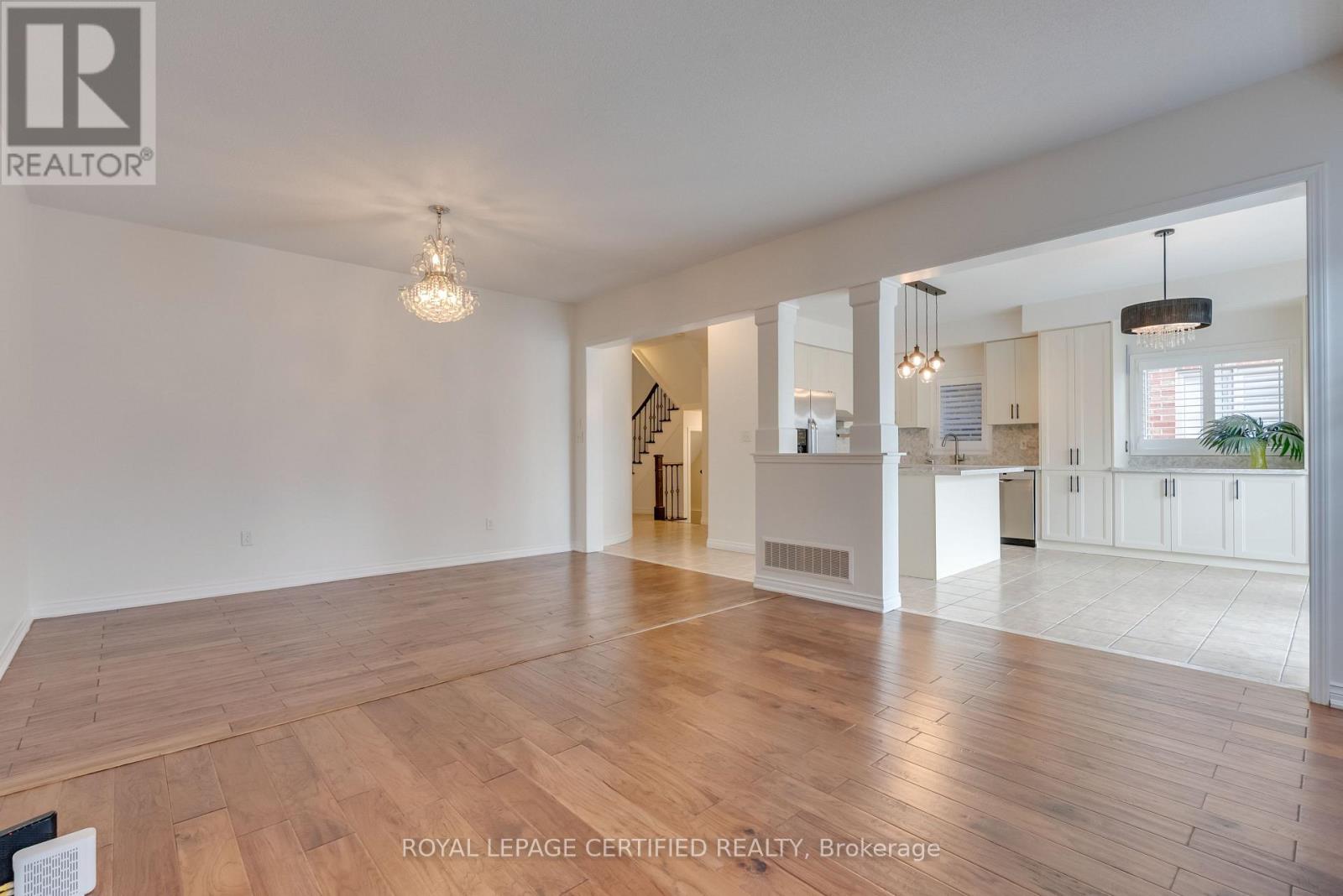 3053 Ferguson Drive, Burlington, Ontario  L7M 0G5 - Photo 7 - W13783162
