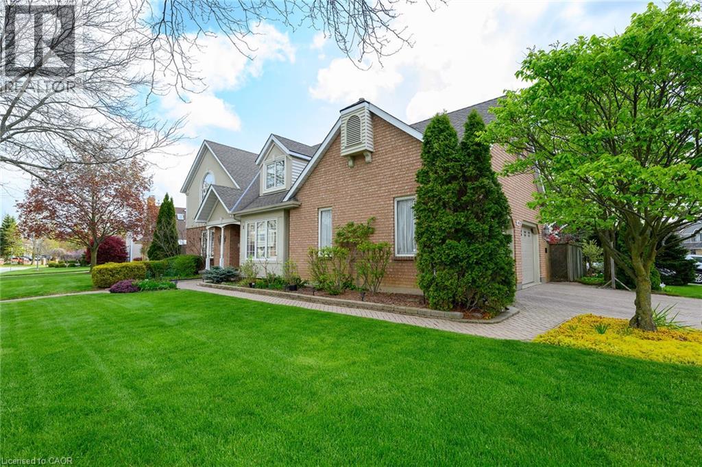 1 Captain Tenbrock Terrace, St. Catharines, Ontario  L2W 1B2 - Photo 2 - 40862846