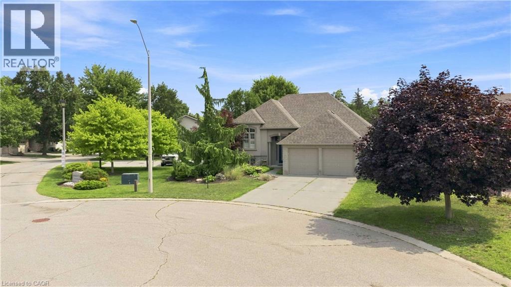 33 Stratford Terrace, Brantford, Ontario  N3T 6P6 - Photo 2 - 40860713