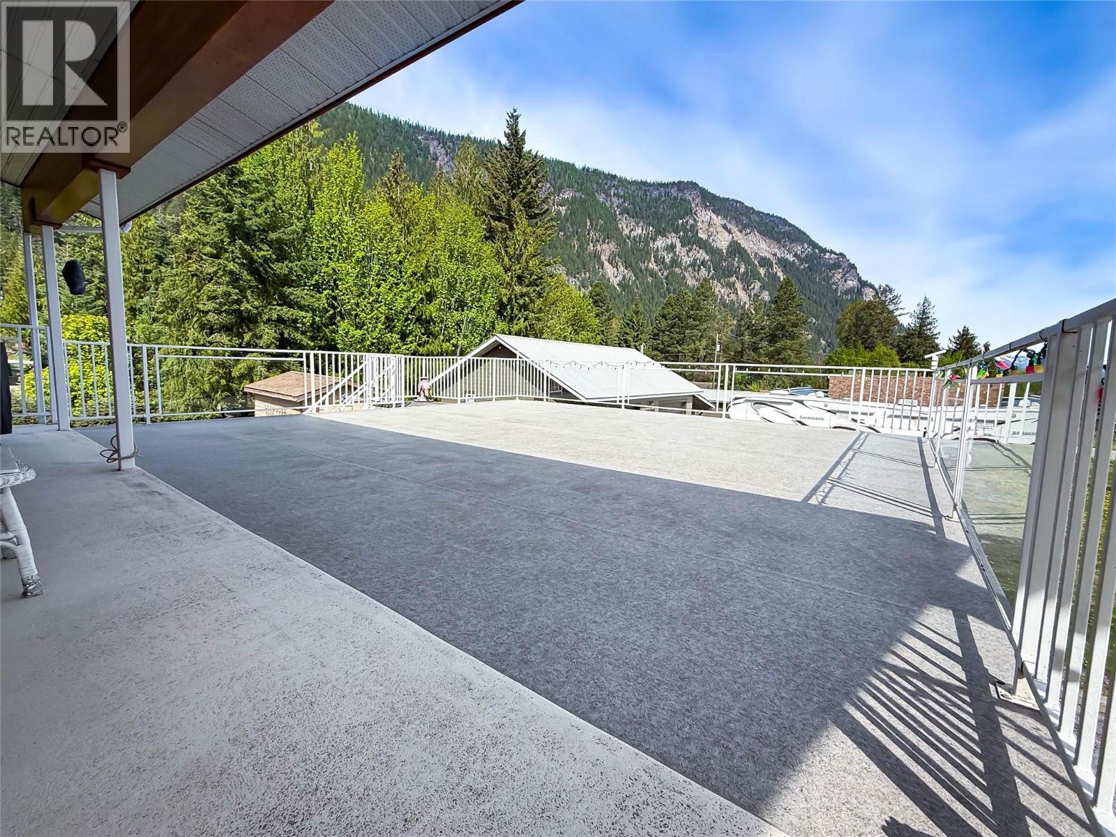 309 Kootenay Street, Lardeau, British Columbia  V0G 1M0 - Photo 30 - 10386187