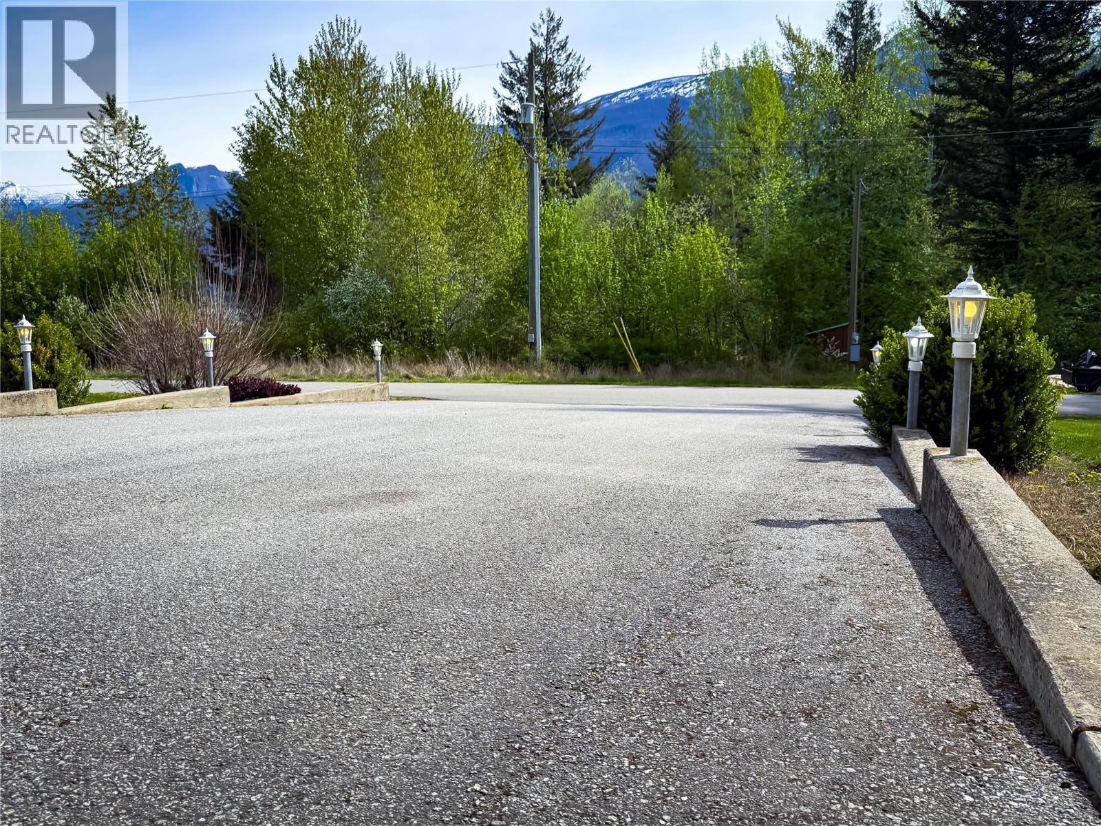 309 Kootenay Street, Lardeau, British Columbia  V0G 1M0 - Photo 61 - 10386187