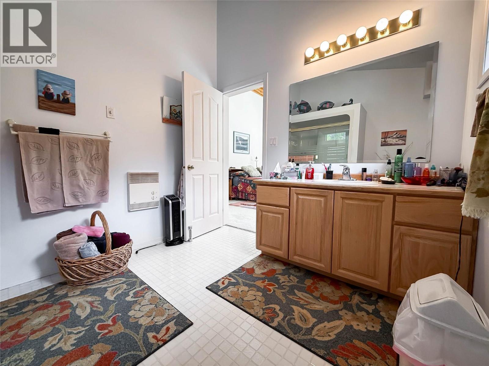 309 Kootenay Street, Lardeau, British Columbia  V0G 1M0 - Photo 37 - 10386187