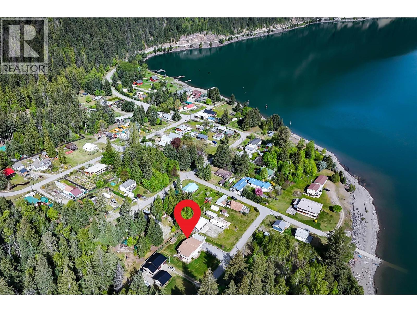 309 Kootenay Street, Lardeau, British Columbia  V0G 1M0 - Photo 3 - 10386187