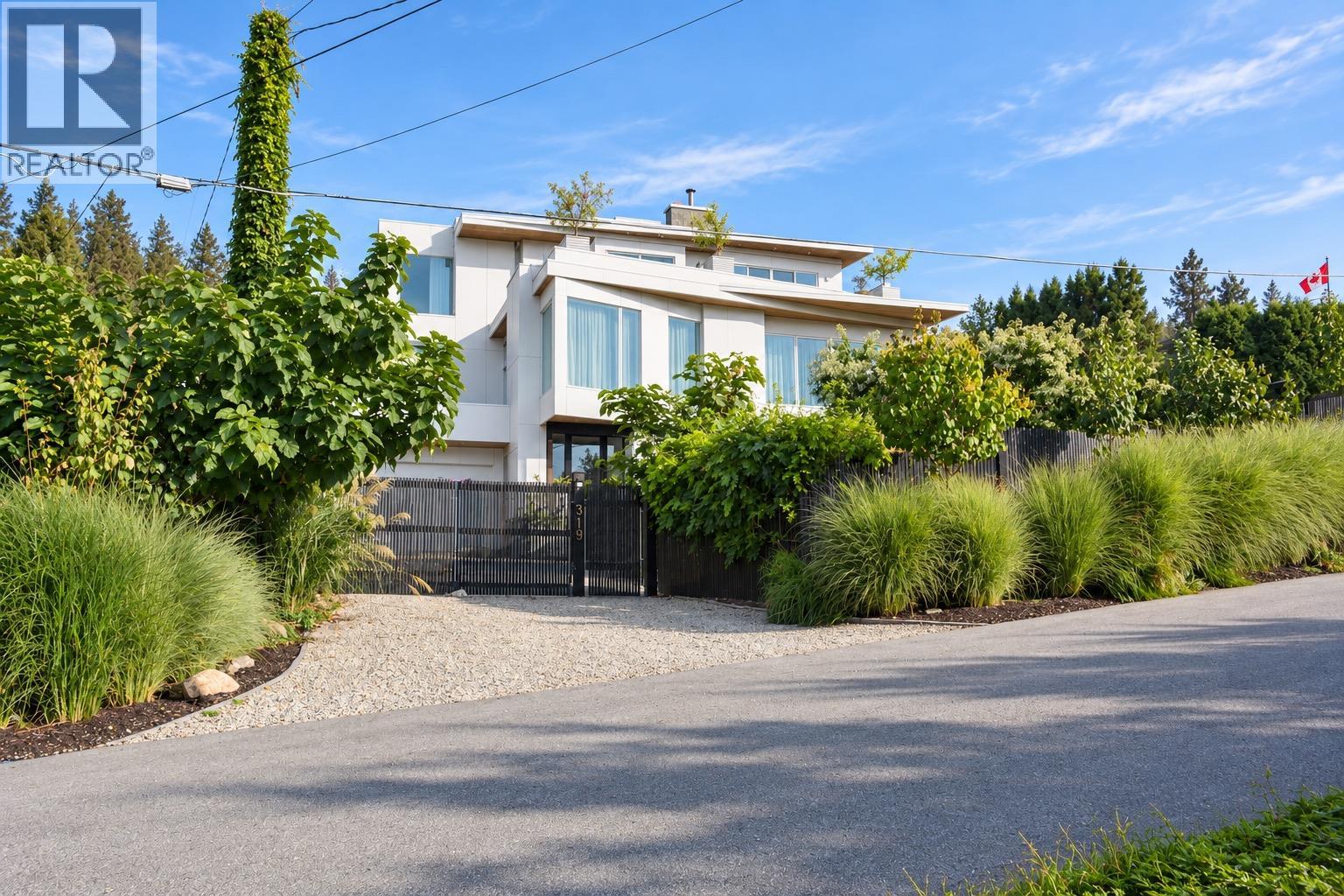 319 Carmel Crescent Okanagan Falls Photo 2