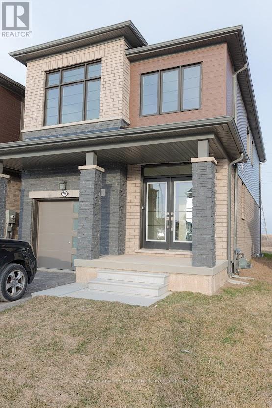 386 Barker Parkway, Thorold, Ontario  L2E 6S4 - Photo 2 - X13783146
