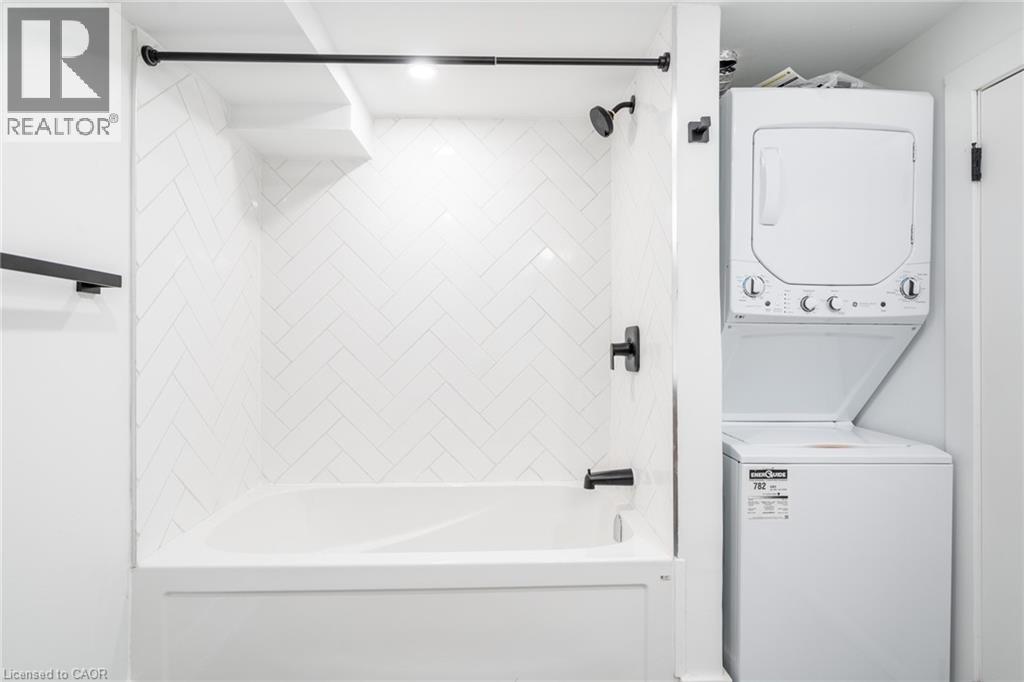 204 Balsam Avenue S Unit# 1, Hamilton, Ontario  L8M 3B8 - Photo 12 - 40860276
