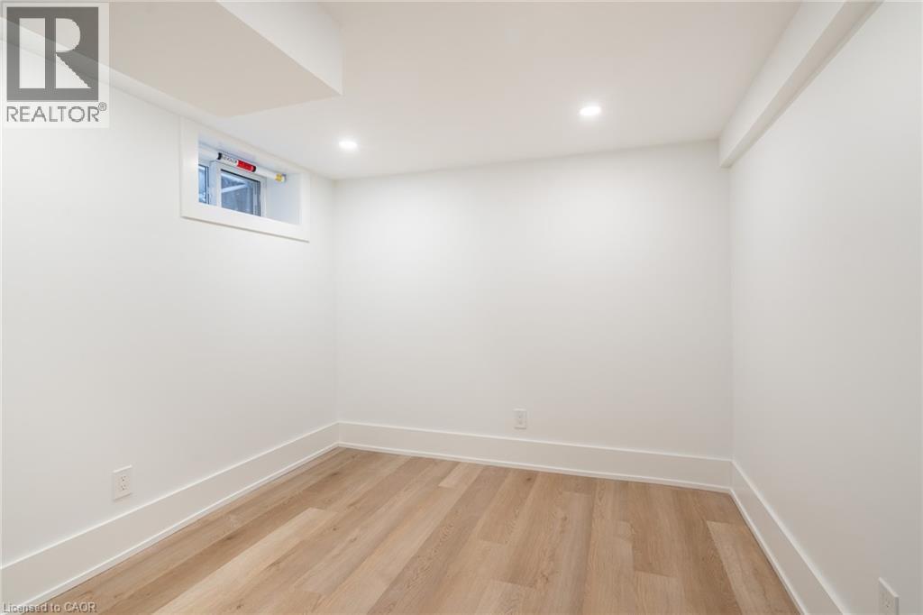 204 Balsam Avenue S Unit# 1, Hamilton, Ontario  L8M 3B8 - Photo 8 - 40860276