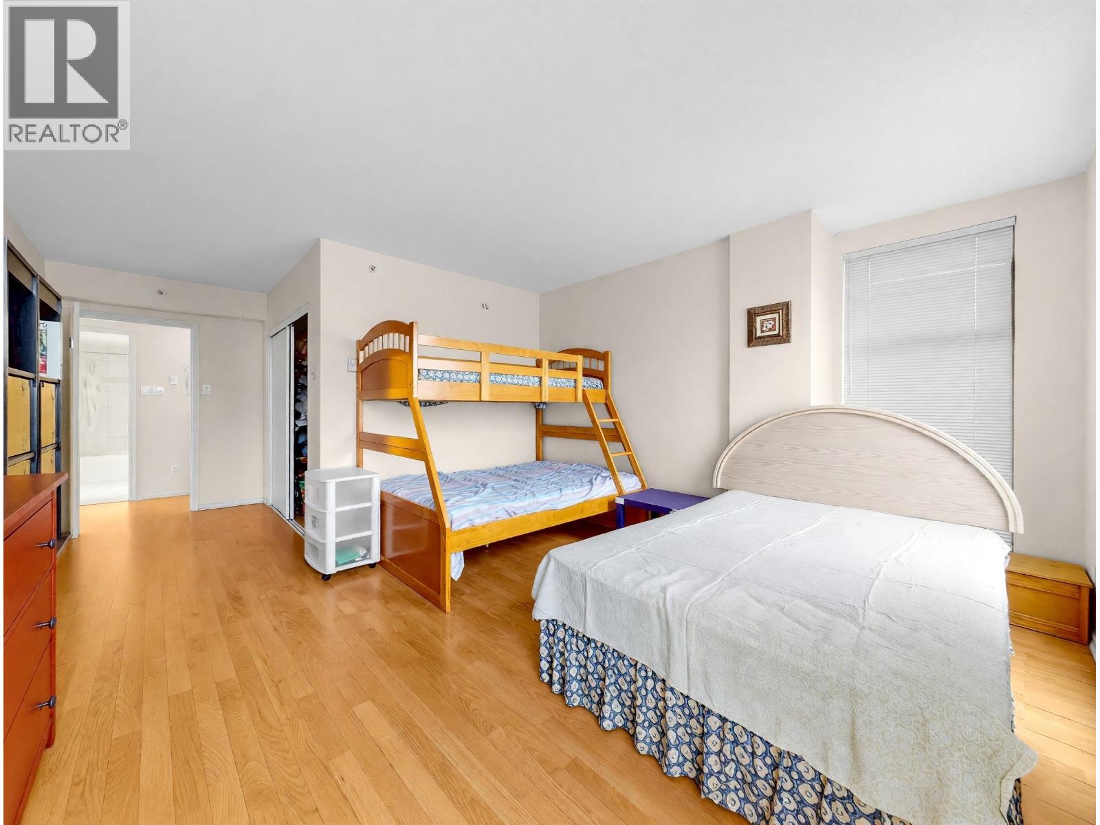 1302 8246 Lansdowne Road, Richmond, British Columbia  V6X 3Y4 - Photo 14 - R3164359