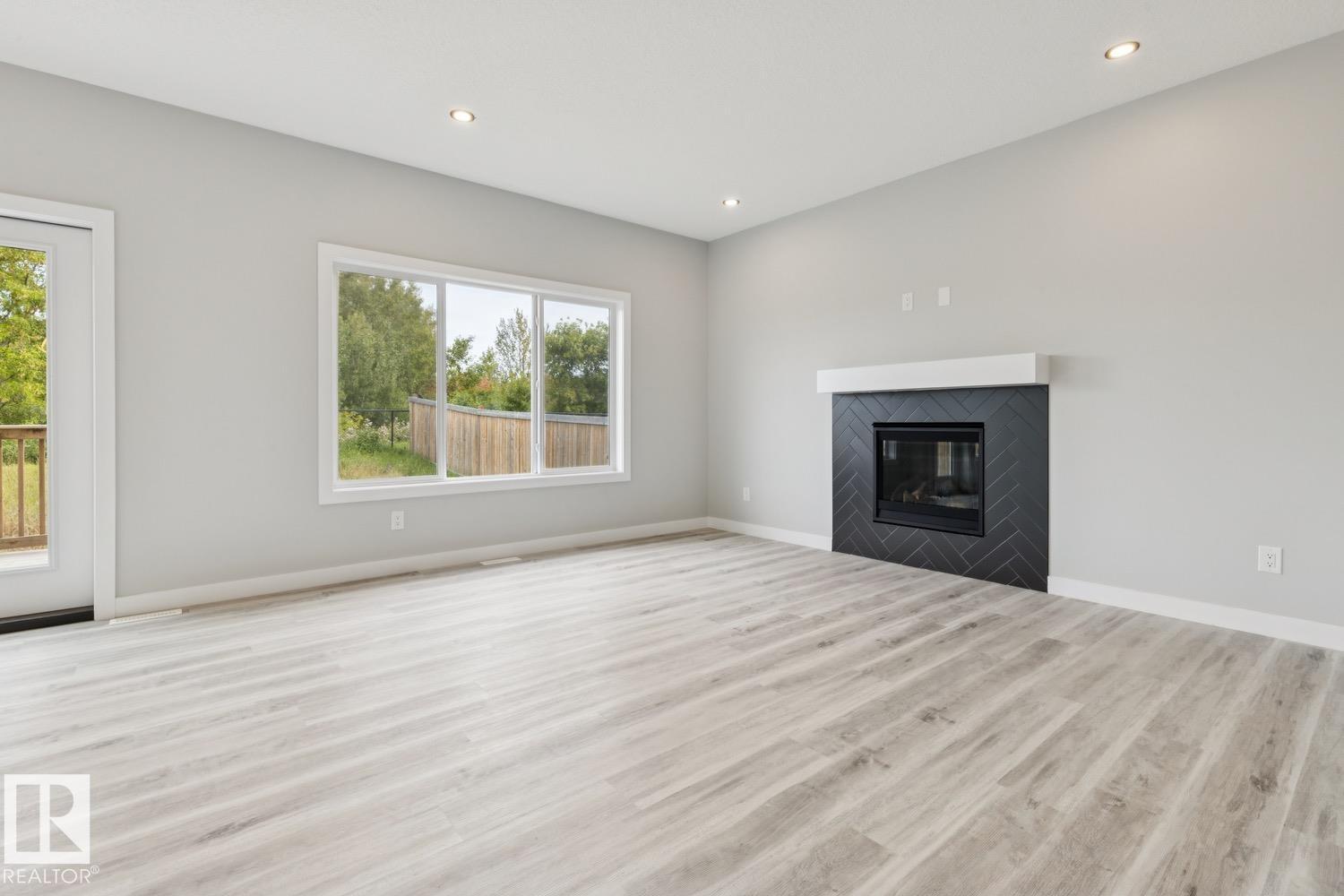 36 Maple Cr, Gibbons, Alberta  T0A 1N0 - Photo 5 - E4508680