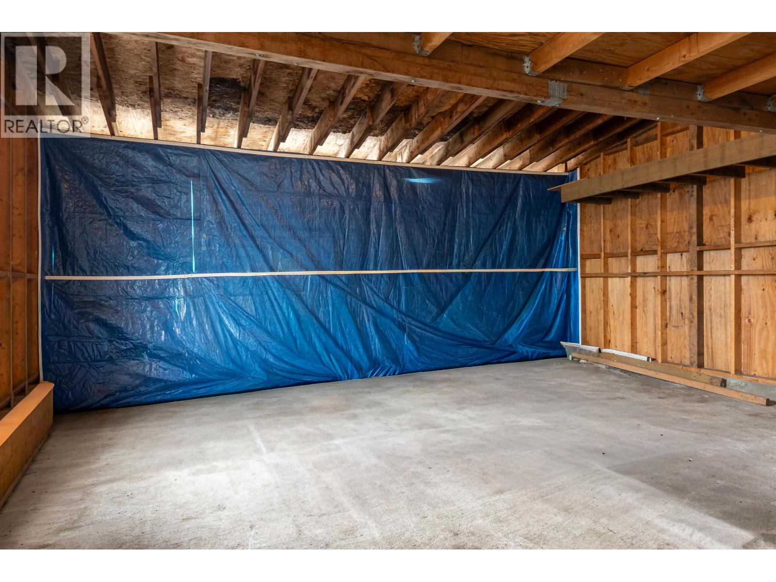 3681 Adanac Street, Vancouver, British Columbia  V5K 2P7 - Photo 2 - R3165343