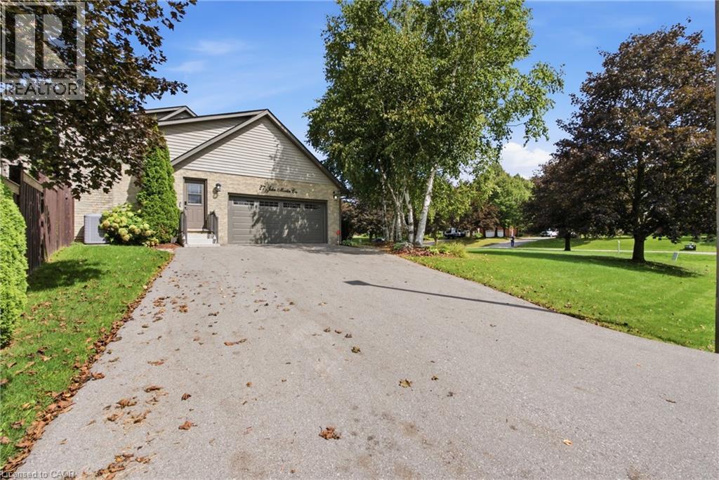 27 John Martin Crescent, Hamilton, Ontario  L8B 0Z9 - Photo 34 - 40863081