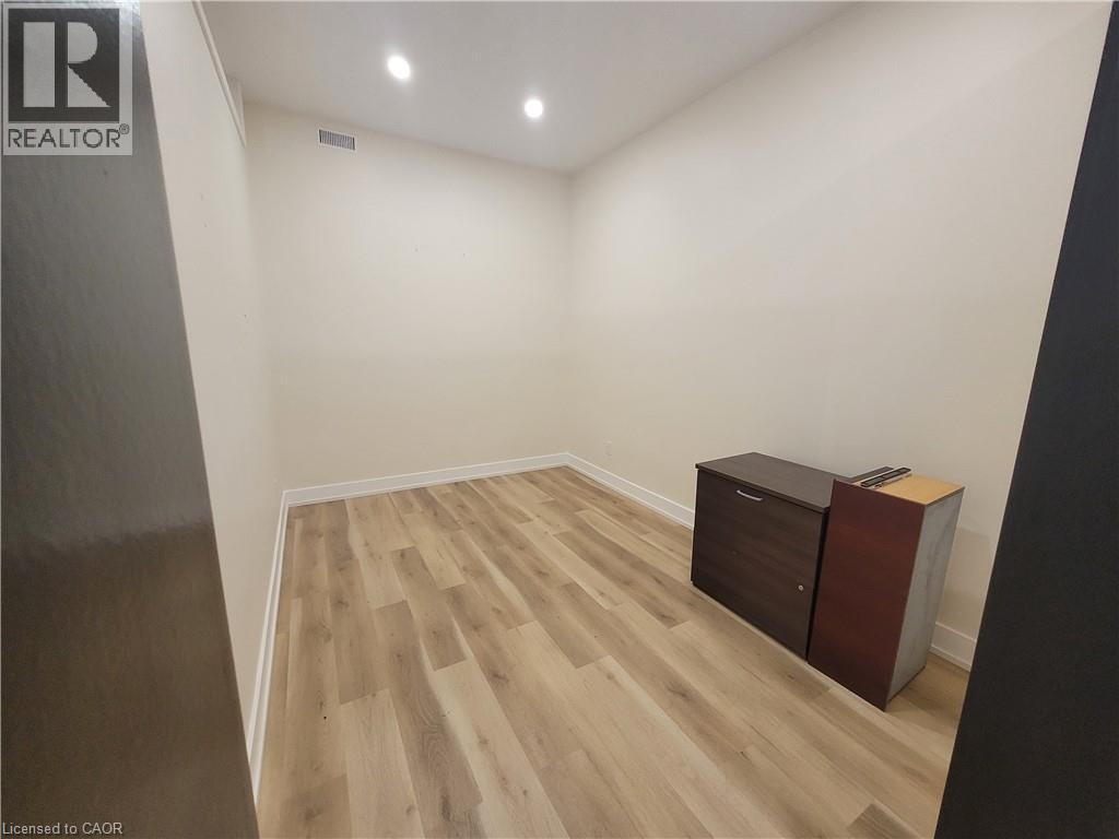 1160 Blair Road Unit# M, Burlington, Ontario  L7M 1K9 - Photo 9 - 40863400