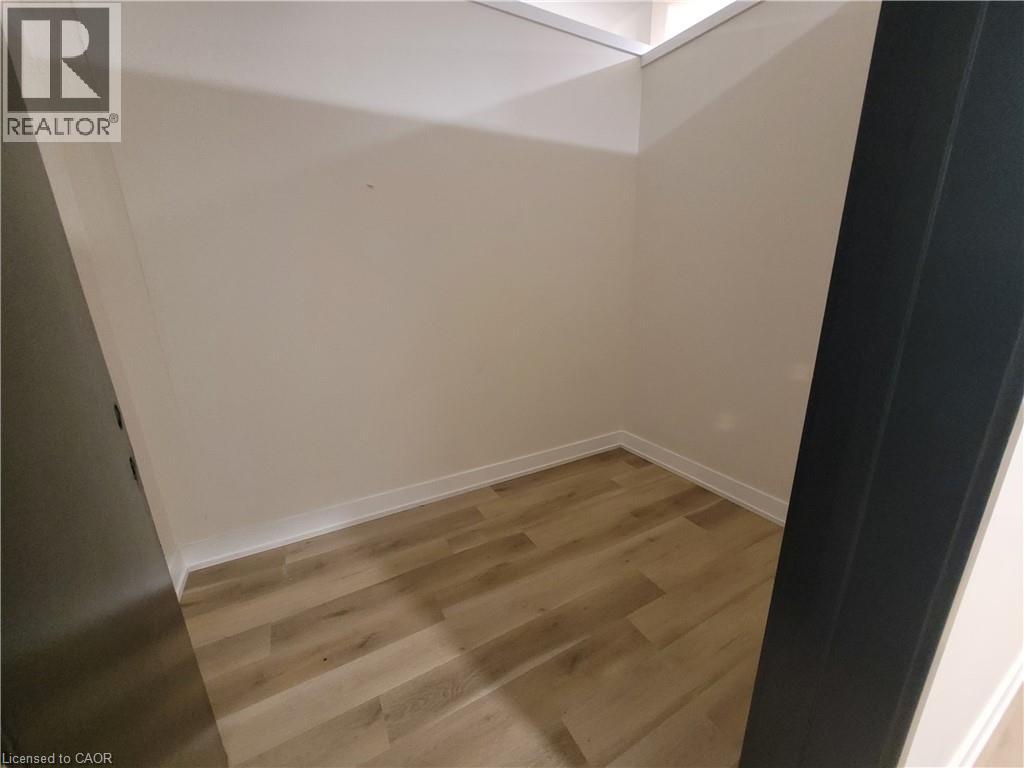 1160 Blair Road Unit# M, Burlington, Ontario  L7M 1K9 - Photo 8 - 40863400