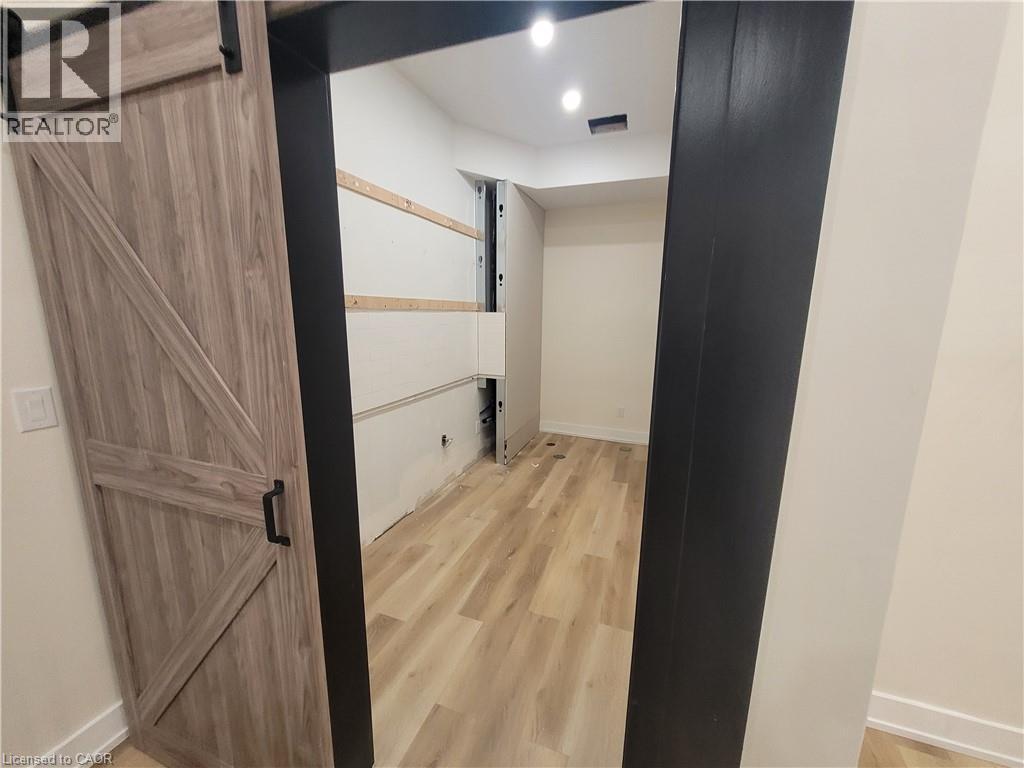1160 Blair Road Unit# M, Burlington, Ontario  L7M 1K9 - Photo 7 - 40863400