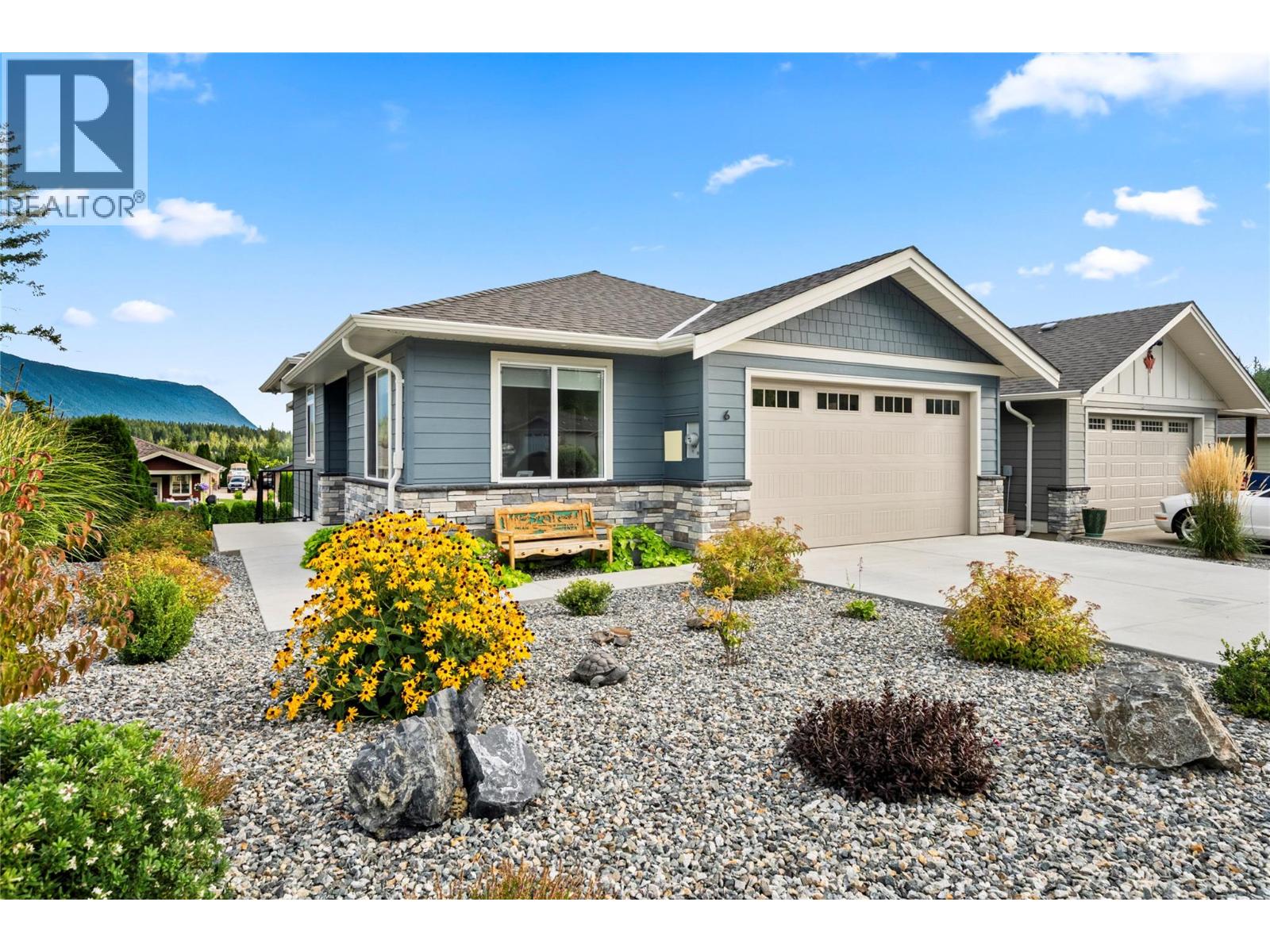2715 Golf Course Drive Unit# 6, Blind Bay, British Columbia  V0E 1H1 - Photo 1 - 10398104