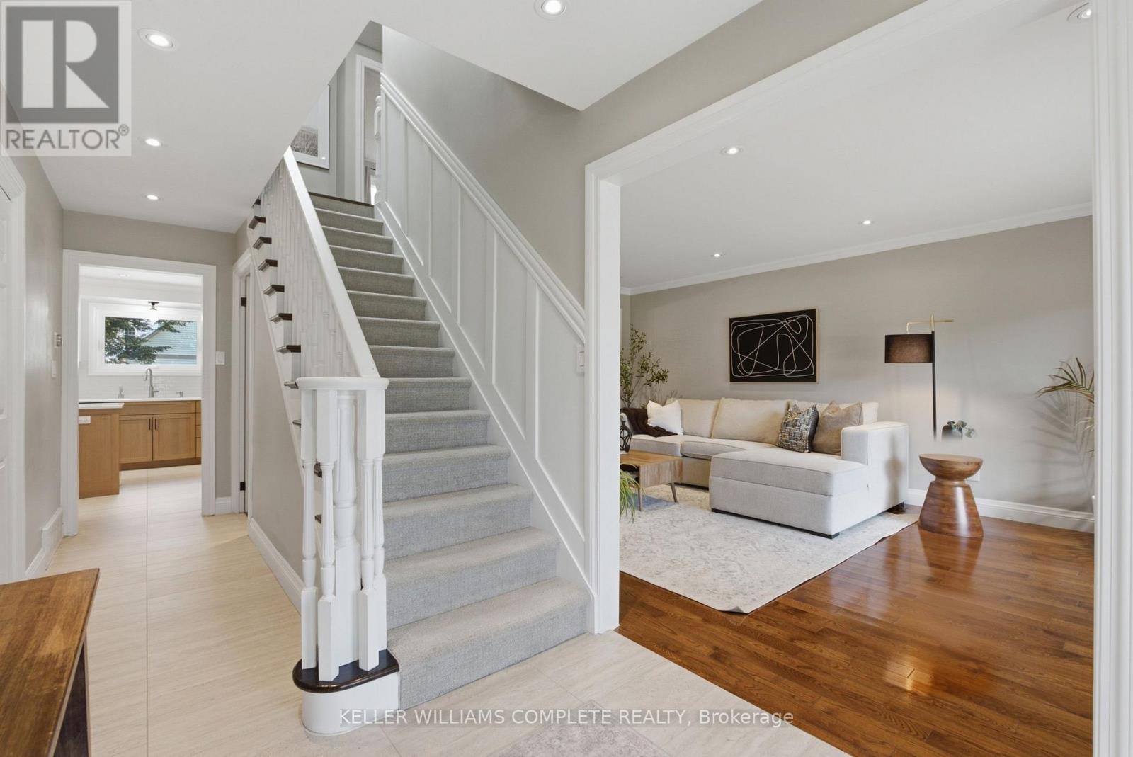 27 John Martin Crescent, Hamilton, Ontario  L8B 0Z9 - Photo 5 - X13782636