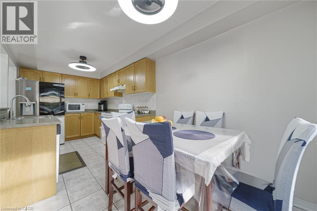 800 Paramount Drive Unit# 1, Stoney Creek, Ontario  L8J 3V7 - Photo 13 - 40861903